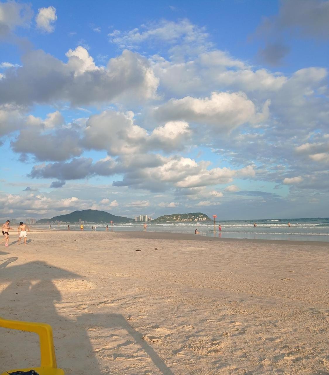 Apartamento Com Estacionamento, Wi-Fi, Ar Condicionado A 300 Metros Da Praia Da Enseada No Guaruja. Exterior photo